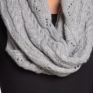 MICHAEL Michael Kors Gray Infinity Cable Scarf